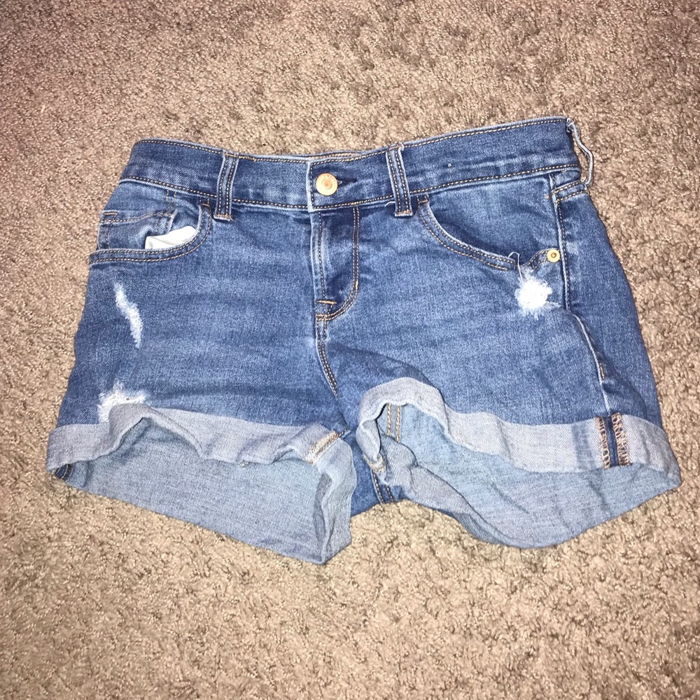 Old Navy medium wash jean shorts